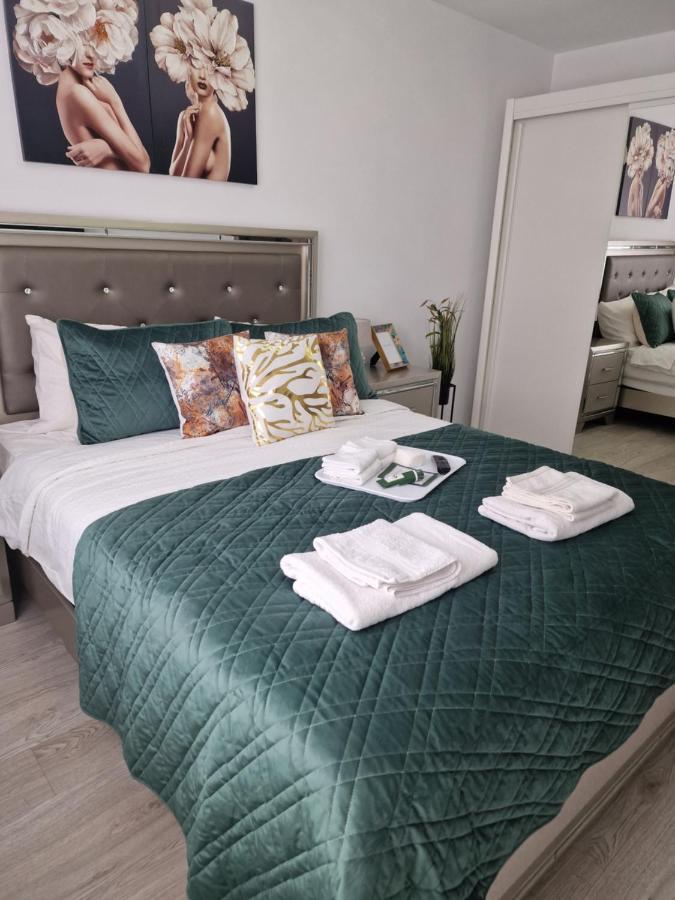 M&A Apartment Брашов Экстерьер фото
