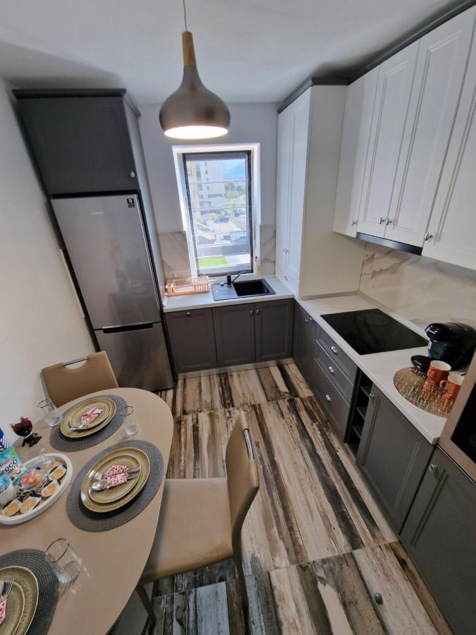 M&A Apartment Брашов Экстерьер фото